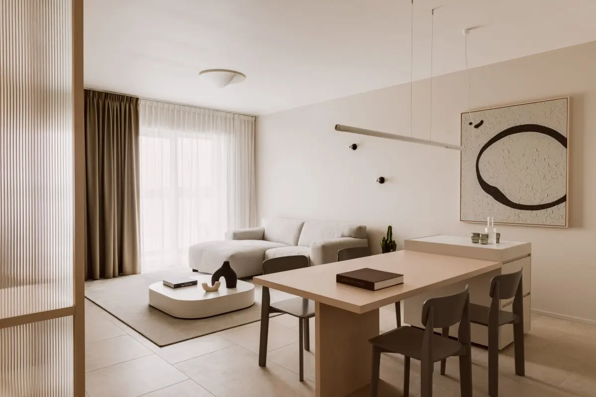 jak ożywić beżowy salon